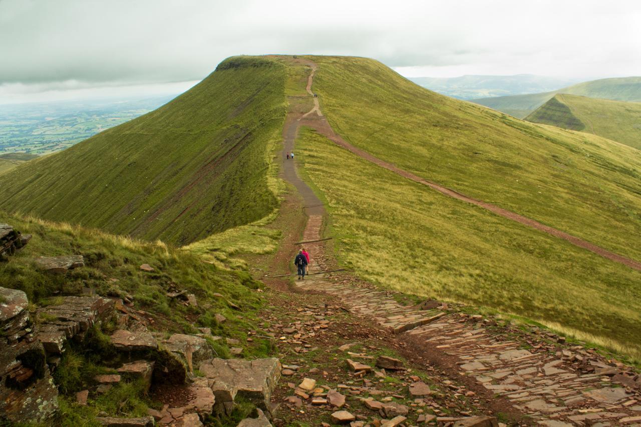 LlangorseBrynderwen住宿加早餐旅馆 外观 照片